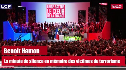 Meeting de Benoît Hamon : Minute de silence en mémoire des victimes du terrorisme