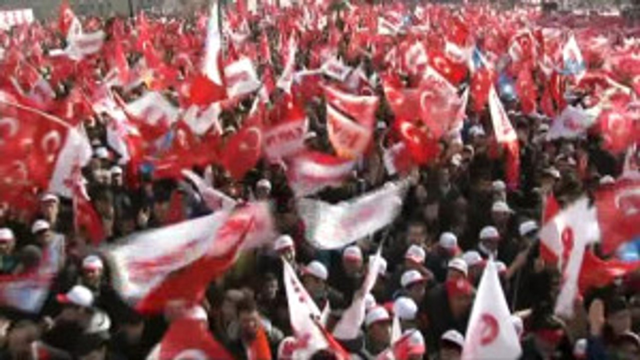 Başbakan Yıldırım, "Bütün Teröristler Kol Kola Girmiş 'Hayır' Kampanyası Yapıyor"