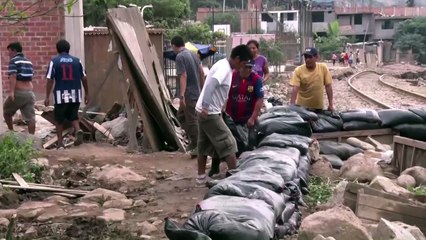 Pérou: les pluies diluviennes font au moins 72 morts