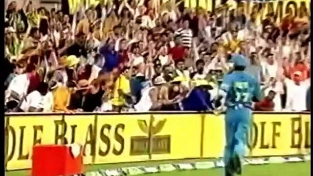 Top 10 Most Thrilling Last Over Finishes in Cricket History Ever