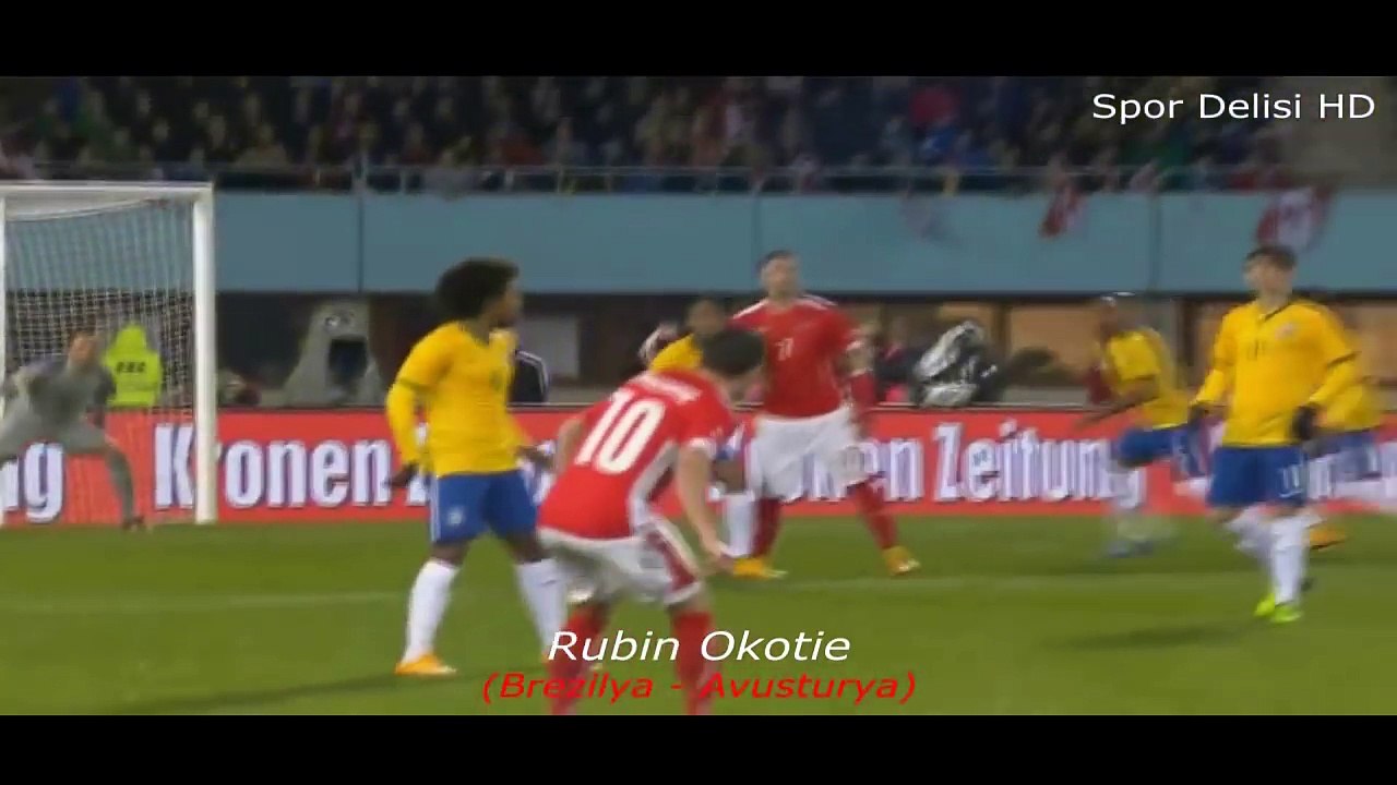 Futbol Tarihinde Eliyle Gol Atan Futbolcular ● Top 10