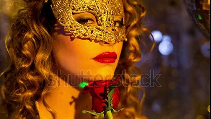 Beautifull girl wearing mask