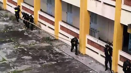 Vous n'avez jamais vu un entrainement des forces d'élites Vietnamiennes ? C'est spectaculaire !