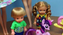 NEW BARBIE Color Changing Puppy Salon with Frozen Elsa Doll and Grooming Dog by DisneyCarT