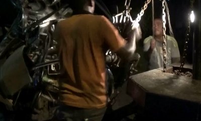 4 Orang Tewas Dalam Kecelakaan Minibus