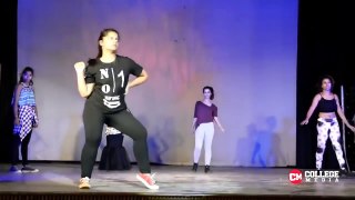 IIT college girls performance in annual gathering 2015_college girl best dance