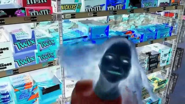 Bash Pumpkin! Smash chocolate pumpkin! Halloween Candy review _ Kid Candy Review _ Babyteeth4-uQrMMzP