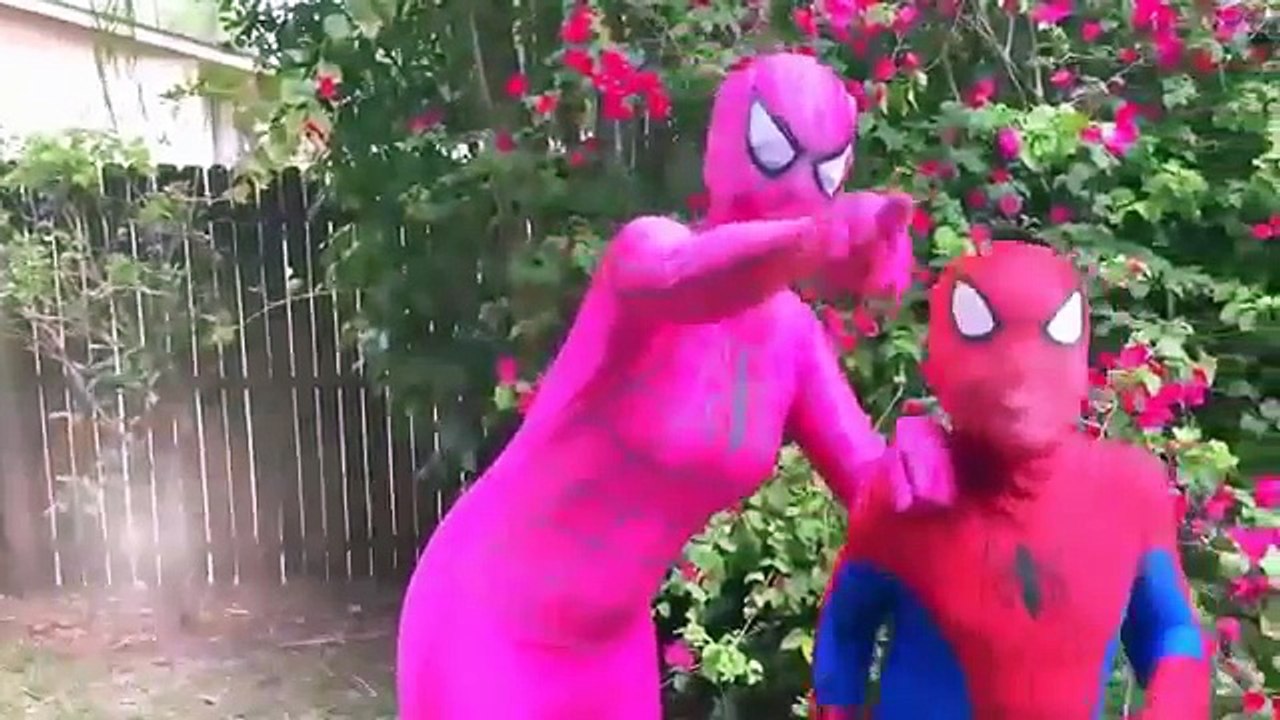 в и к черный калифорния калифорния калифорния автомобиль танцы в в в в джокер человек-паук супергерои в яд� злодеи против Харли Квинн