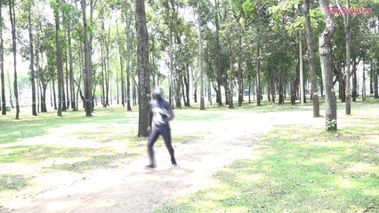 IRON MAN vs VENOM Picnic Trolling Prank in Real Life - Funny Superhero Movie-ePC