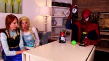 Frozen Elsa & Anna HAIR SWITCH! w_ Spiderman Joker Maleficent Spidergirl Poison Ivy! Superhero Fun-wVHX6H