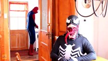 Spiderman is SLIMED! w_ Frozen Elsa Pink Spidergirl Superman Batman Anna! Funny Superhero Video  -)-lF7-