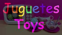 Set de desayuno y microondas de juguete con Huevos Sorpresa en español-XYL