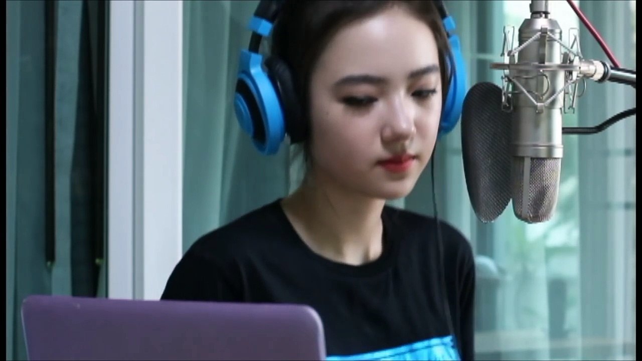 See You Again - Charlie Puth (Demo version) cover by Jannine Weigel (พลอยชมพู) 'LIVE'