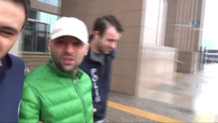 İstanbul Adliyesinin "Yardımsever" Dolandırıcısı Yakayı Ele Verdi