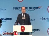 Erdoğan'dan söz vermedim dedi, servisçiler salonu terk etti