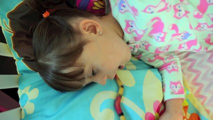 Bad Baby swallows a SNAKE and SPIDER attack!! Toy Freaks