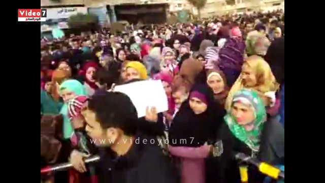 بالفيديو .. زحام شديد بملتقى التوظيف بكفر الشيخ وسط تواجد قوات الأمن