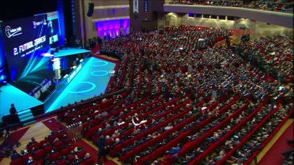 Bakan Akif Çağatay Kılıç, Futbol Zirvesi'nde konuştu