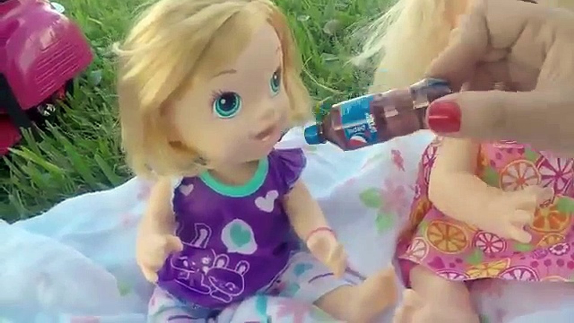 Jogar Elsa o banho do bebe em Jogos Da Barbie - Video Dailymotion