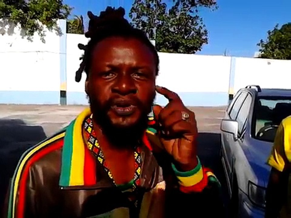 IN THE STREET VLOG with L A Lewis # 1 - Warning to Damian Crawford ║ DJ TREASURE PROD. @DJTREASURE