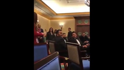 Mahira Khan Seen Hanging Out With Bollywood Actor Ranbir Kapoor In Dubai