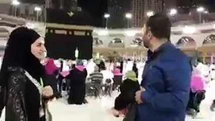 Turkish TV correspondent proposes to his future wife in Kabaa