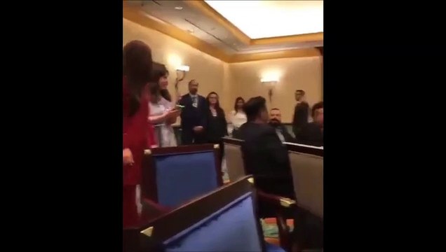 See What Happened Between Mahira Khan & Ranbir Kapoor in Dubai