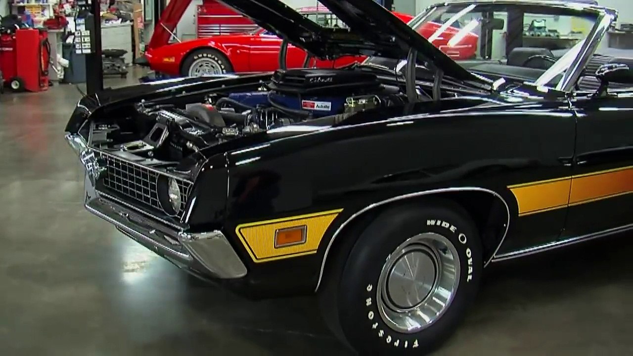 Stripes and Smoke - The Coolest Muscle Car Graphics Muscle Car Of The Week Video Episode #194