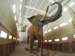 L'éléphant de Lille vernis à Tournai