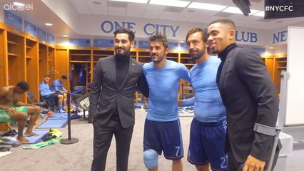 Gabriel Jesus sofre com frio em Nova York e tieta Pirlo