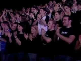 Queens of the stone age - Battery Acid live canal+ 2007 (7)