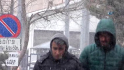 Kar Yağışı Sahara Geçidi'nde Ulaşımı Aksattı