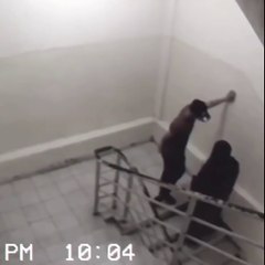 Kat Tangga Pun Nak Buat Ker