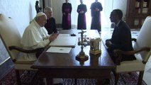 Papa pede perdão por erros da Igreja em Ruanda