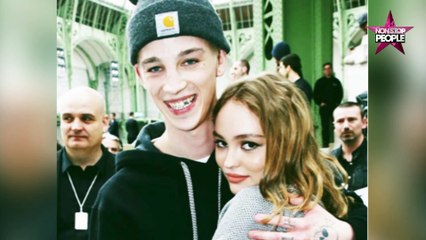 Lily-Rose Depp officialise son couple : Qui est Ash Stymest ? (vidéo)