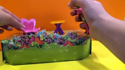 Gardenia Magic Garden Nickelodeon - Flora and Kiko playing by Disney Play Doh Surprise Toys-VVYnXgb352w