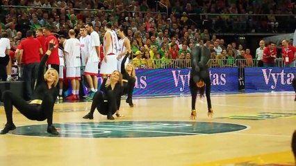 Les Pom-pom girls Lituaniennes n'ont absolument rien à envier à leurs homologues américaines