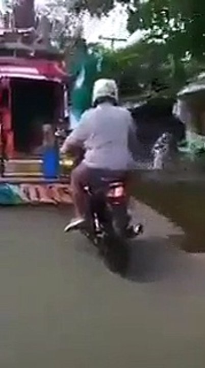 Funny clip Bike wala