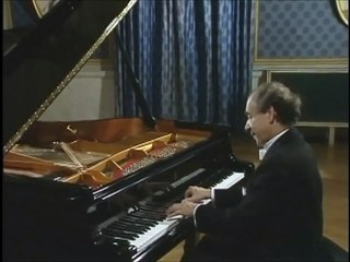 Schubert: Piano Sonata No.21 D.960 / Paul Badura-Skoda (1993)