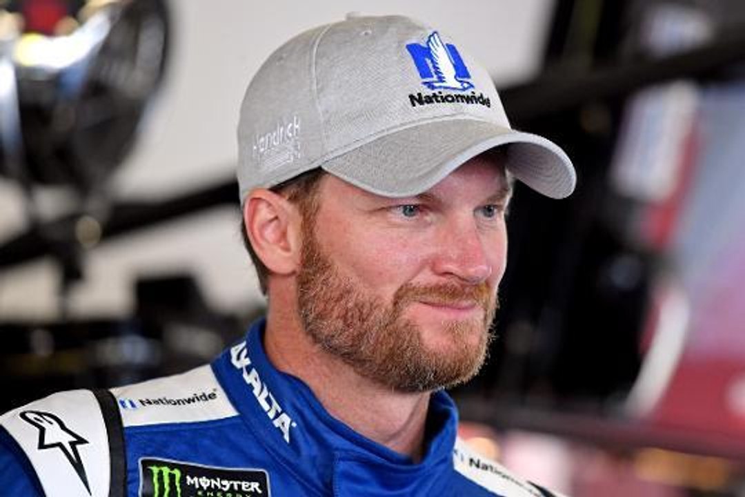 Fans react to news that Dale Earnhardt Jr. will retire
