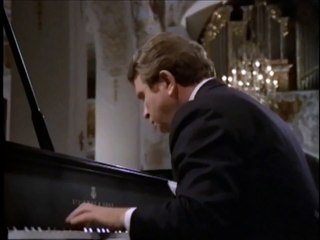Mozart: Piano Sonata No.8 K.310 / Gilels (1971 Movie Live)
