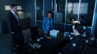 Wentworth S03E02 - Bea learns about Harry's death