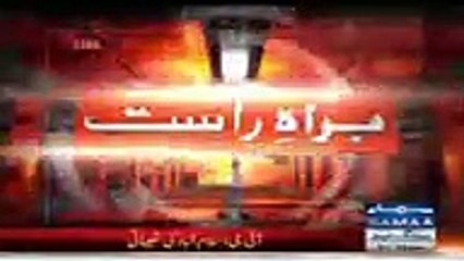 Imran Khan Congratulating Younis Khan On 10 Thousands Runs