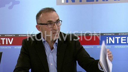 Скачать видео: Haxha: Drejtori i PTK-së pagoi 400 mijë euro për kompaninë e miqve dhe humbi 30 milionë euro