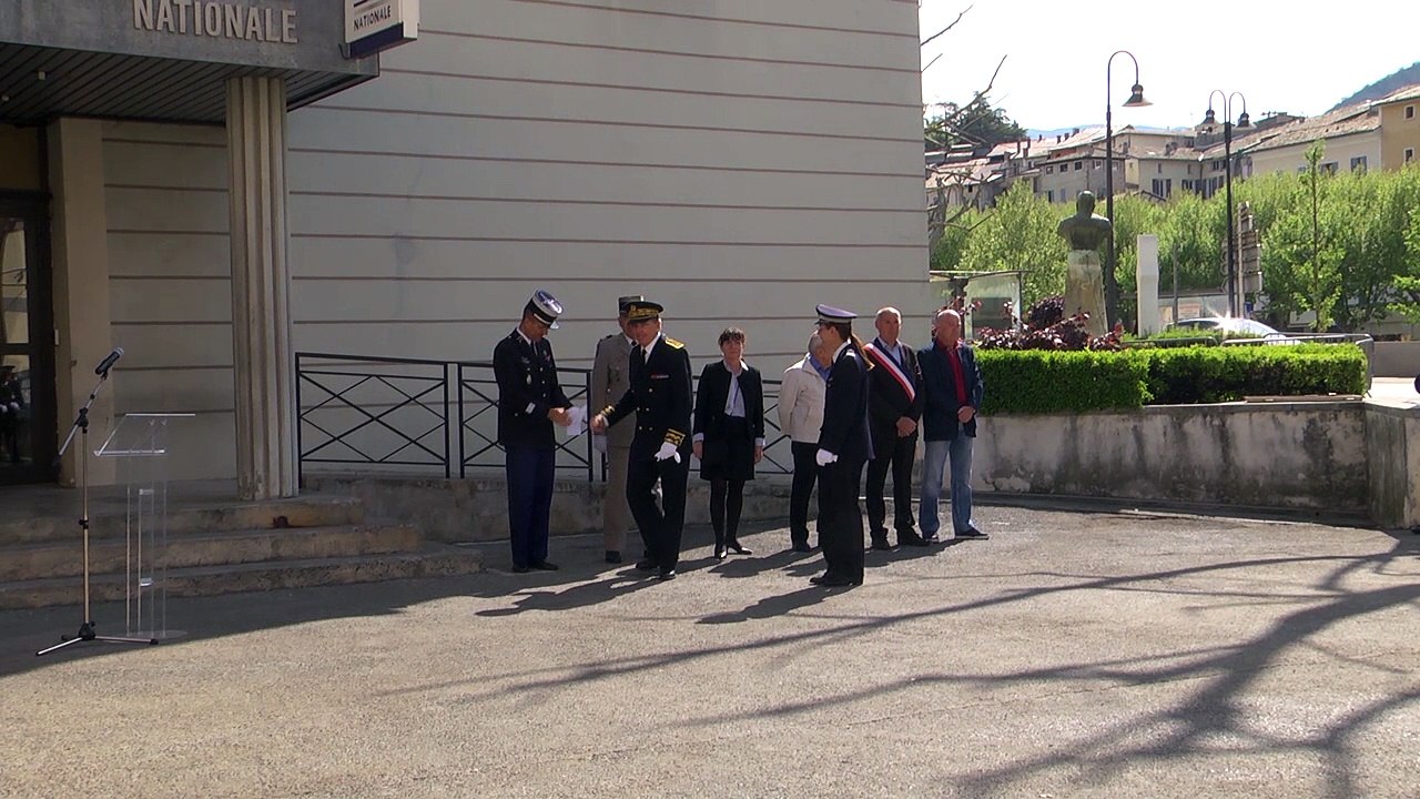 Attentat sur les Champs-Élysées : rassemblement et minute de silence ce mardi en hommage à Xavier Jugelé à Digne