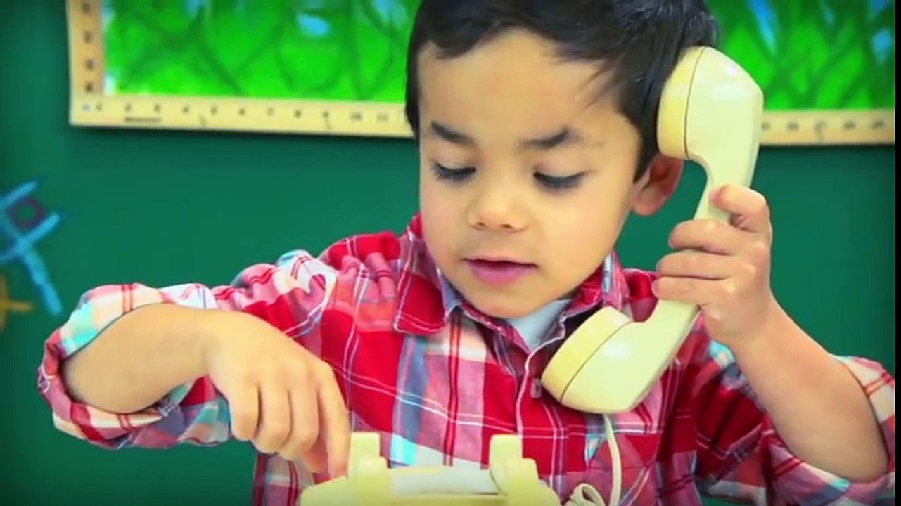 REACT REMIX - Old Computers, Walkmans, Rotary Phones