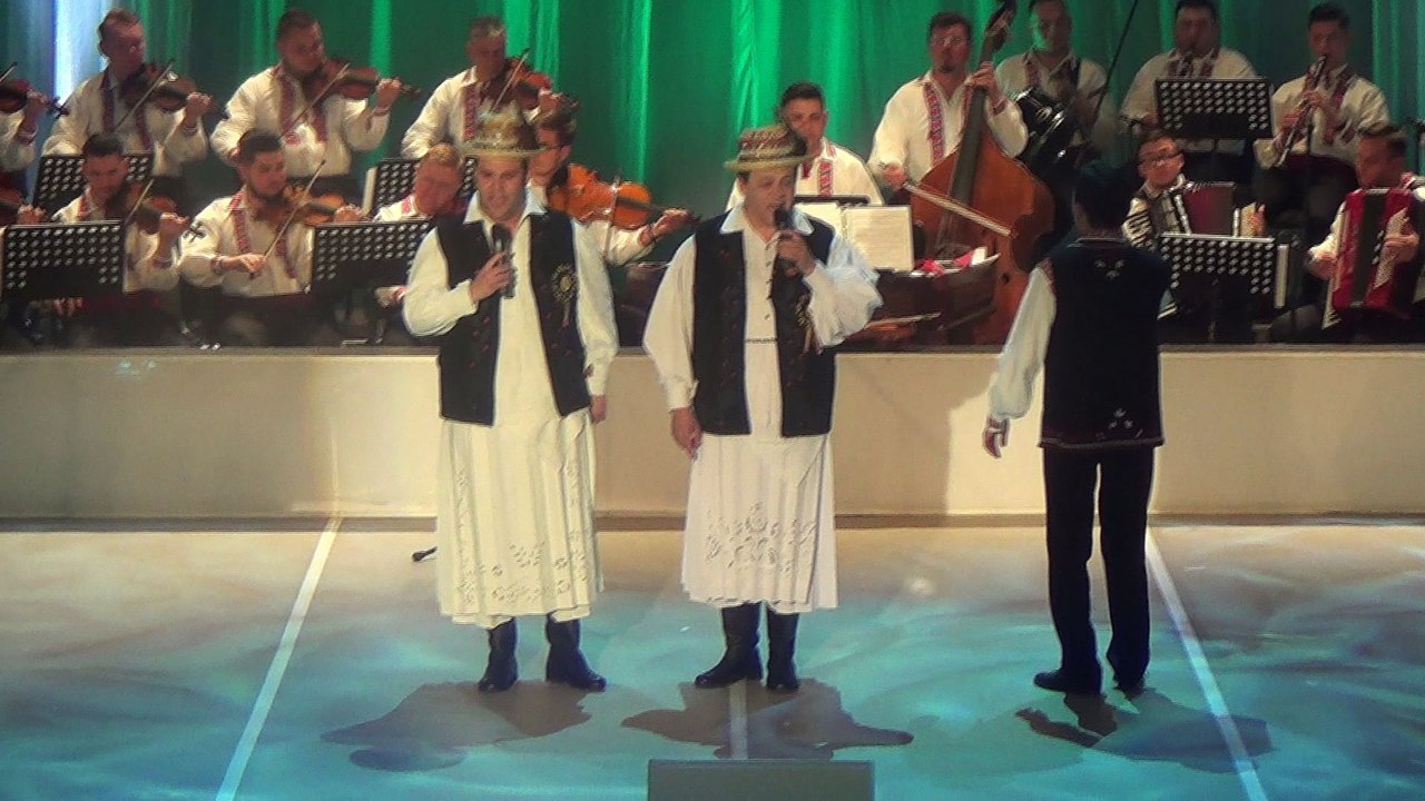 Nicolae si Nicusor Muresan& Orchestra Rapsodia Bihoreana ,dir. Liviu Butiu- Manca-te-ar binele lume&Omule de-ai suflet bun