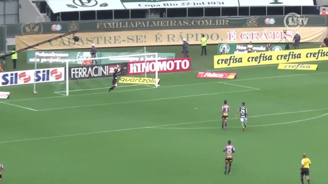 Relembre golaço de cobertura de Dudu no Choque-Rei