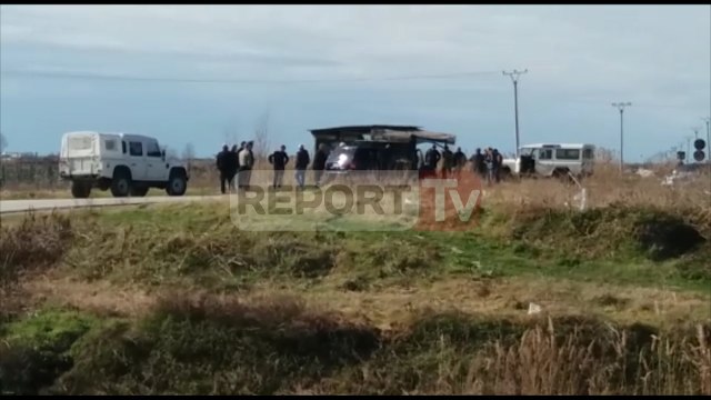 Report TV - Krim pasioni në Fier! I riu vret të fejuarën më pas veten