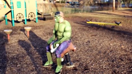 Hulk vs Venom vs Spiderman - Banana Thief! - Superhero Battle Movie In Real Life スパイダーマン-0ywM-rN